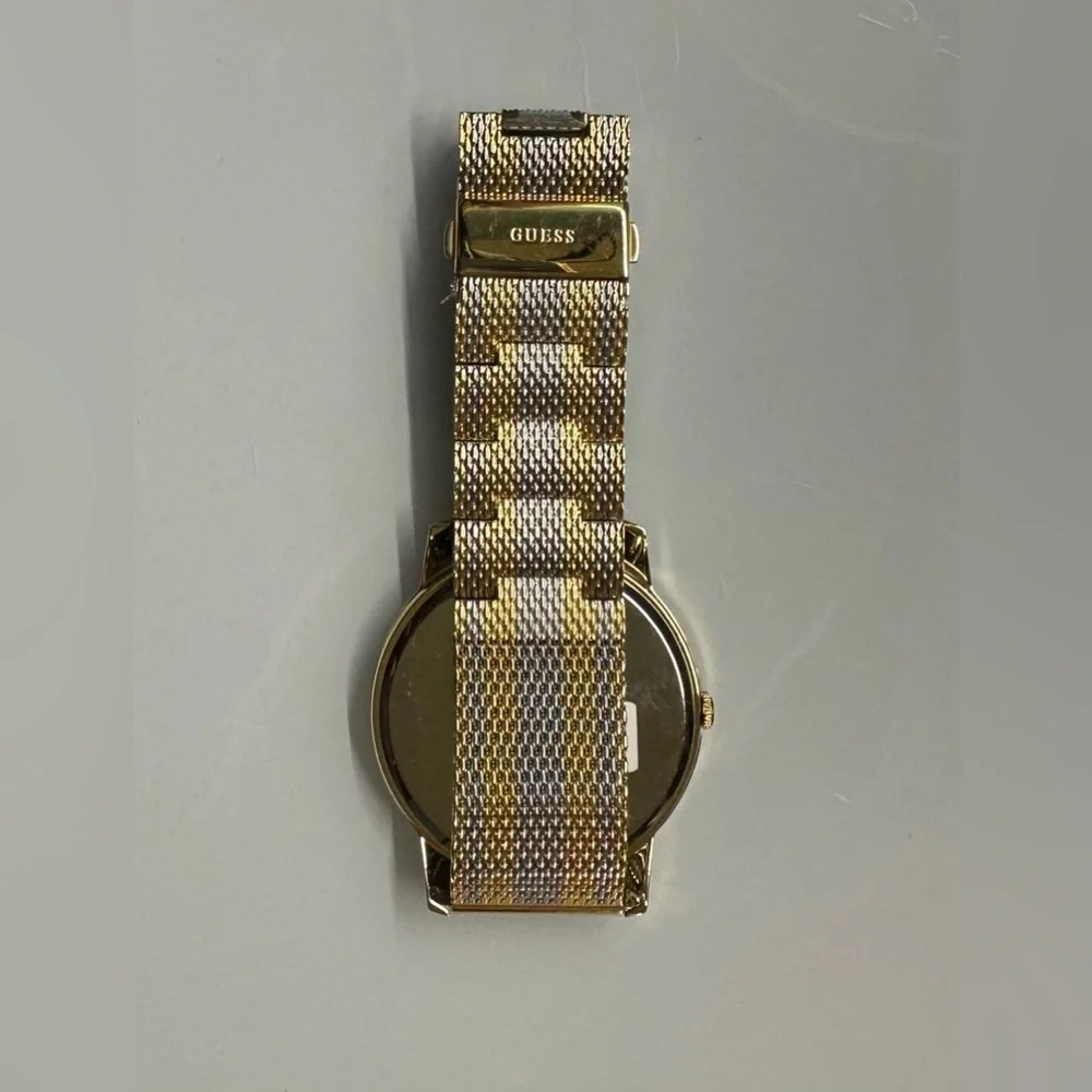 Guess W1179G2 Mens Quartz Watch. - Picture 4 of 7